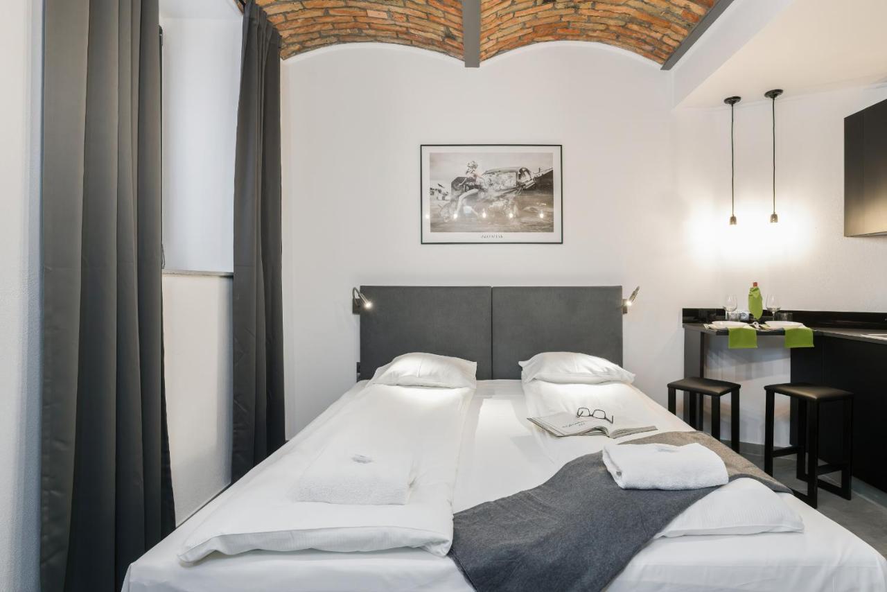Level -1 Loft Apartments City Center Kopernika 포즈난 외부 사진